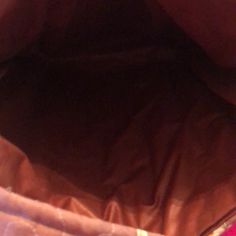 Handbag - Picture 3 of 4